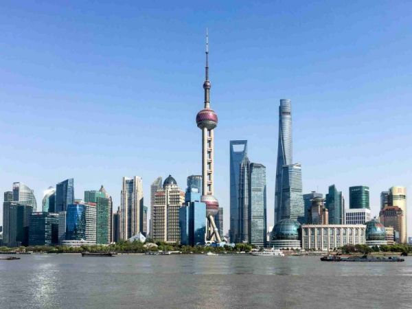 楼宇自控系统，物联网技术，智能化管理，能源消耗，安全监控
